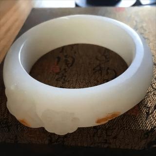 佩戴和田玉手镯的十大好处